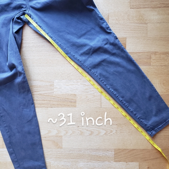 Maurices Gray Jeans - Picture 7 of 7